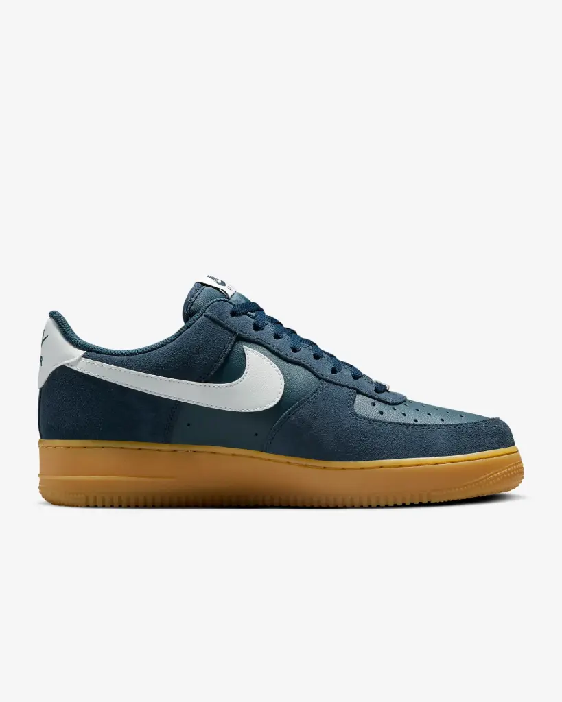 Nike Air Force 1 '07 LV8