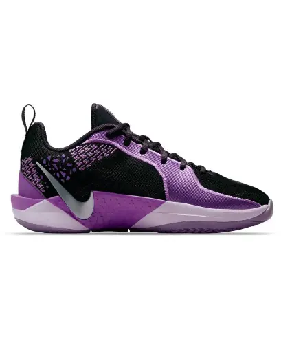 Nike Sabrina 2
Court Vision