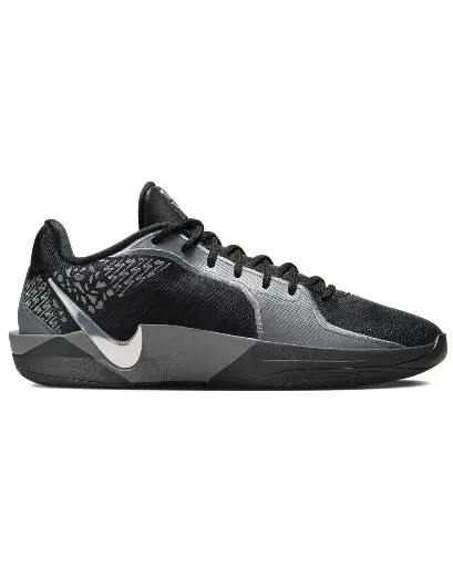 Nike Sabrina 2
Mirrored