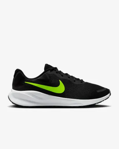 Nike Revolution 7