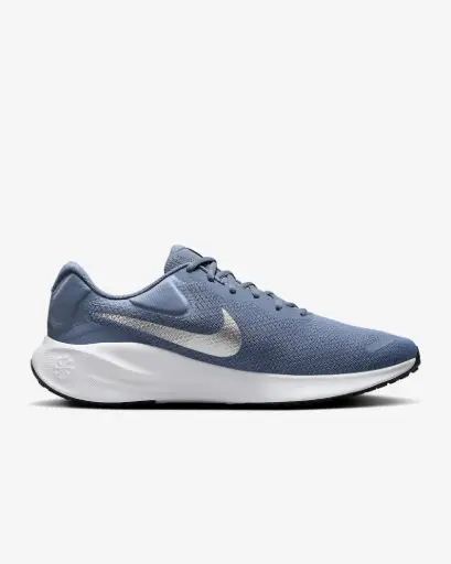 Nike Revolution 7